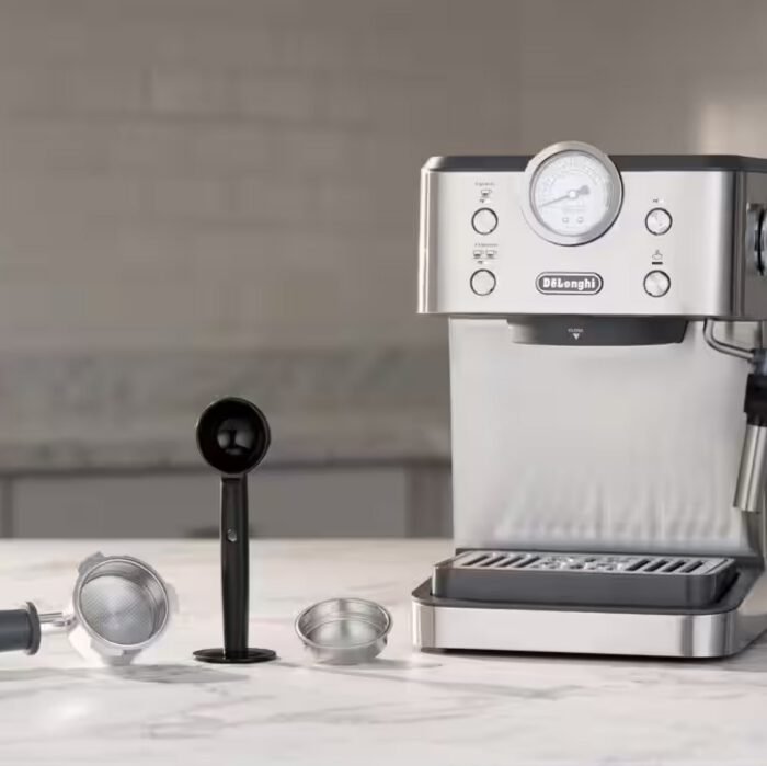 DeLonghi Linea Classic EM450M Espresso Machine - Image 3